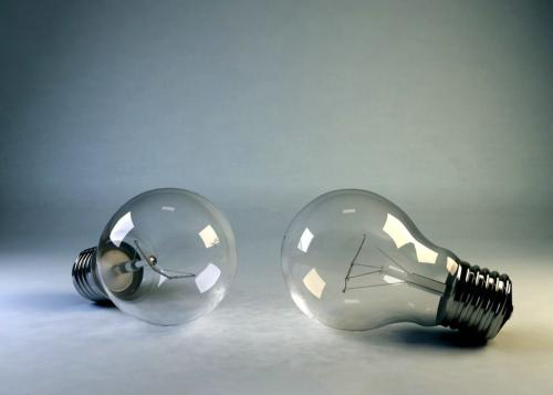 普通燈具和日光照明對(duì)人身心健康的影響