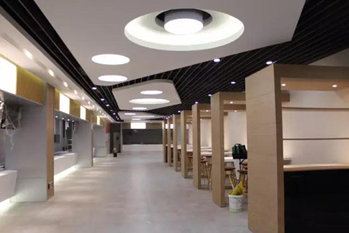 地下室黑暗變明亮，索樂圖導光管不用電也能做到