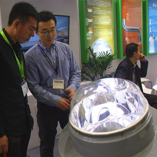 導(dǎo)光管照明系統(tǒng) 導(dǎo)光管照明系統(tǒng)