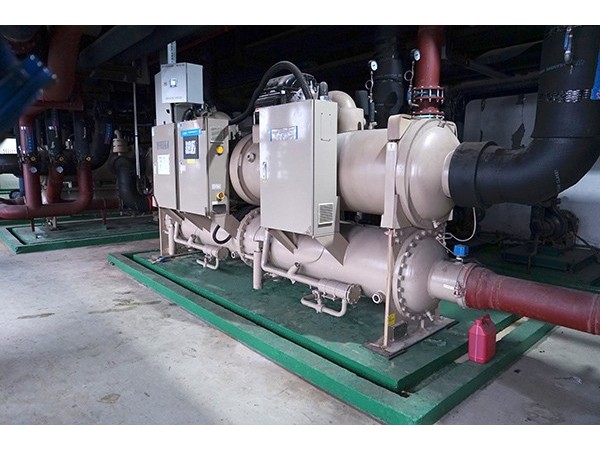 還在用螺桿機嗎？磁懸浮變頻離心冷水機組給您50%的節能率