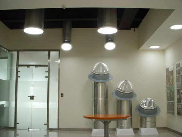 索樂圖導(dǎo)光管顯色