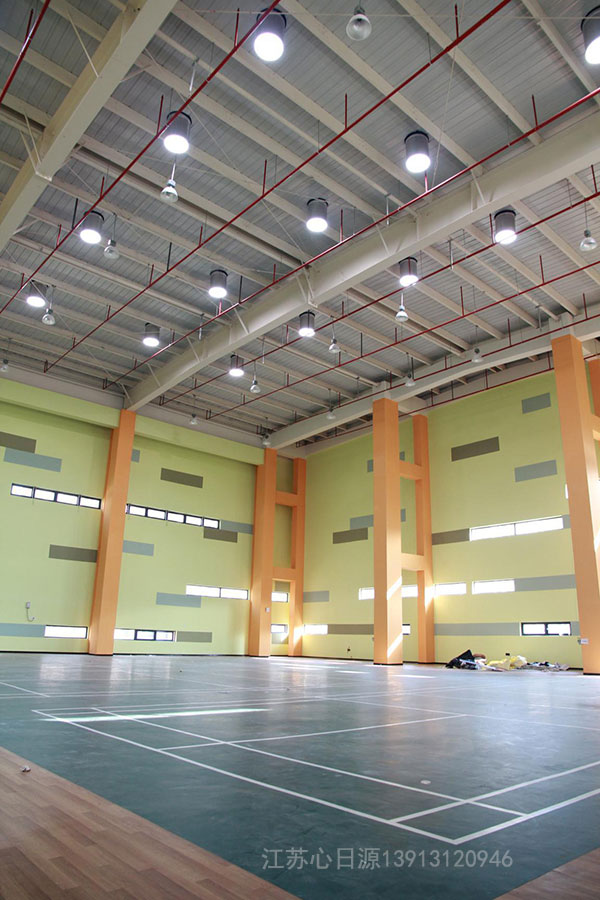 索樂圖導(dǎo)光管應(yīng)用案例體育館新 索樂圖導(dǎo)光管應(yīng)用案例體育館新