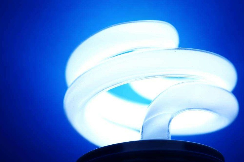 管道式采光照明系統(tǒng)能取代節(jié)能燈嗎? 管道式采光照明系統(tǒng)能取代節(jié)能燈嗎?