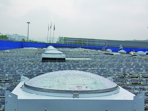 英特爾給電腦一個(gè)智能的芯，導(dǎo)光管給建筑一束自然的光