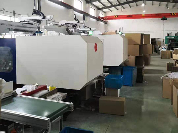 注塑機(jī)水垢怎么清洗，心日源給你不一樣的解決方案